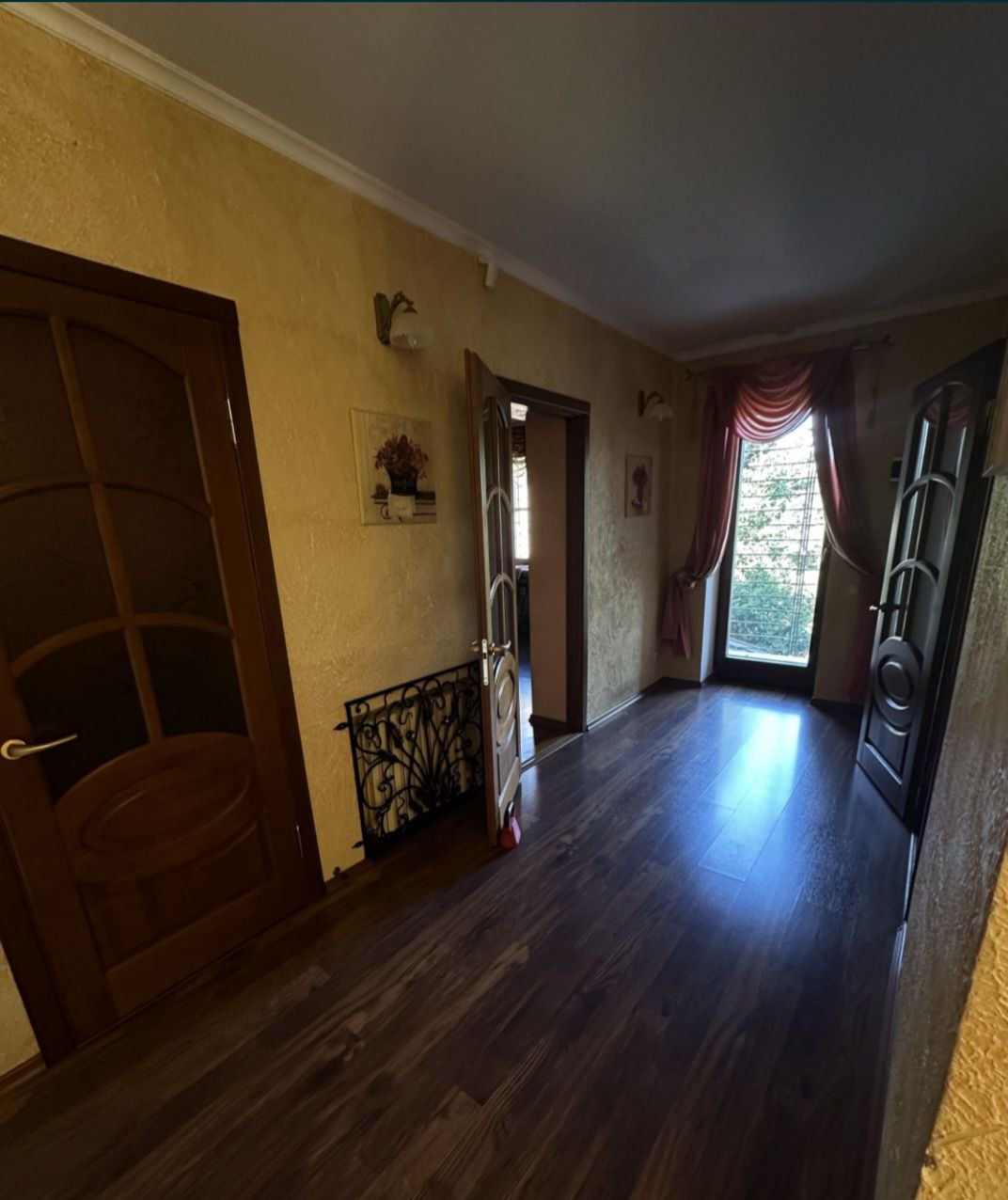 Продам будинок на Довгій вул.