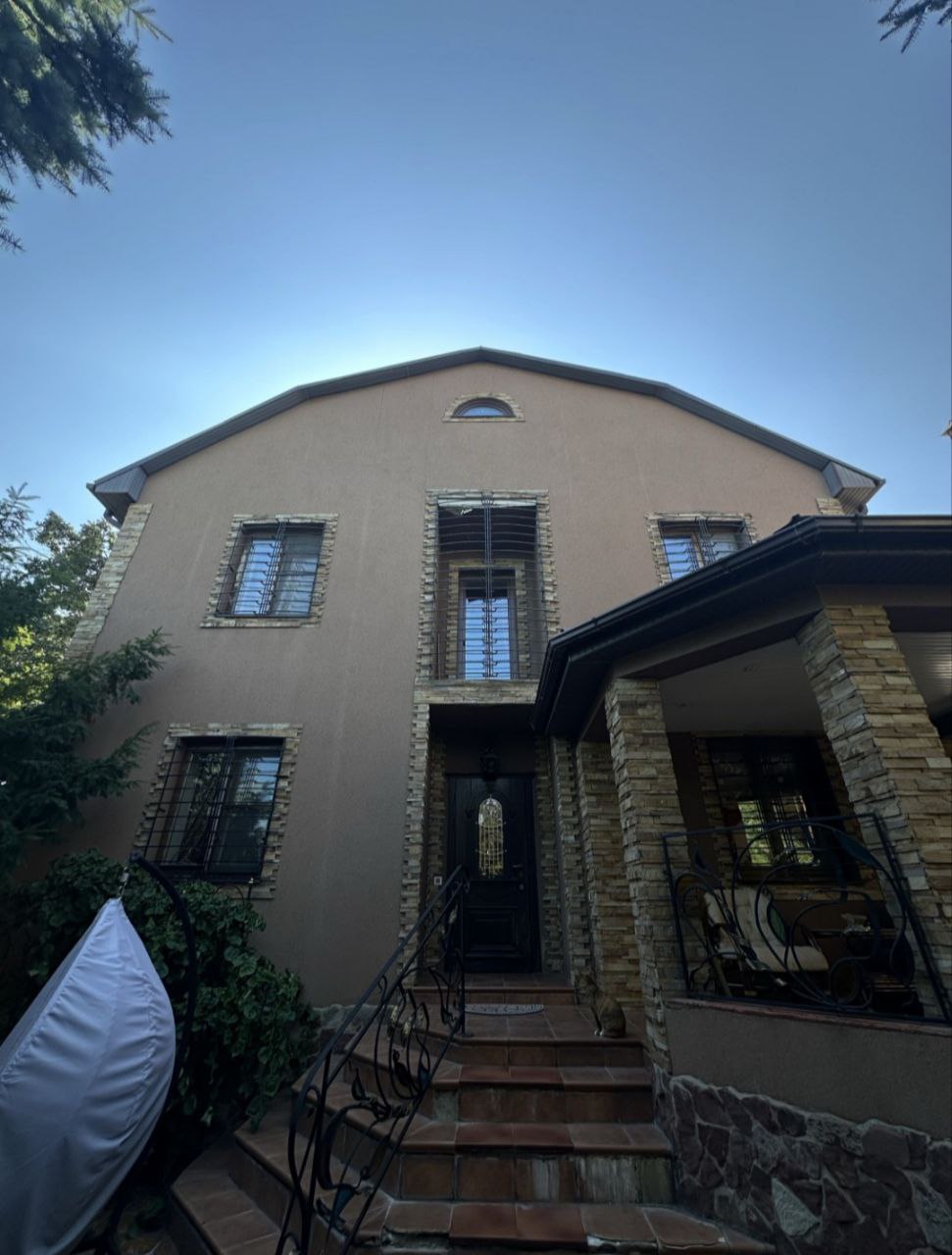 Продам будинок на Довгій вул.