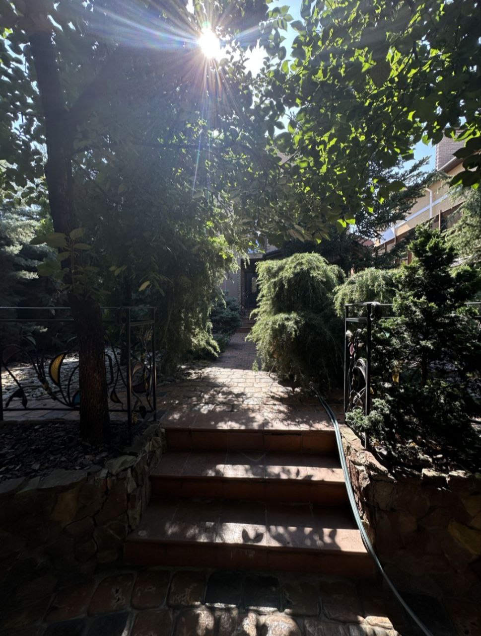 Продам будинок на Довгій вул.