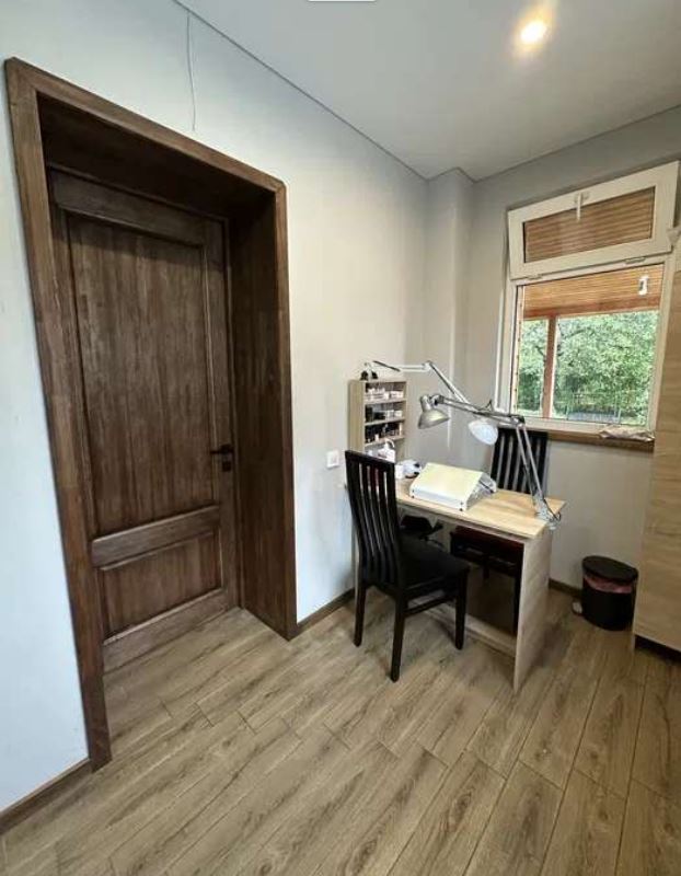 Будинок у смт Таїрова