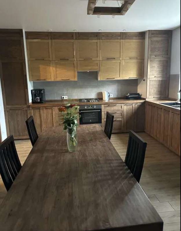 Будинок у смт Таїрова