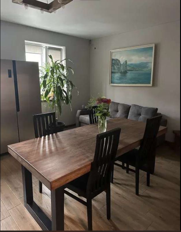 Будинок у смт Таїрова