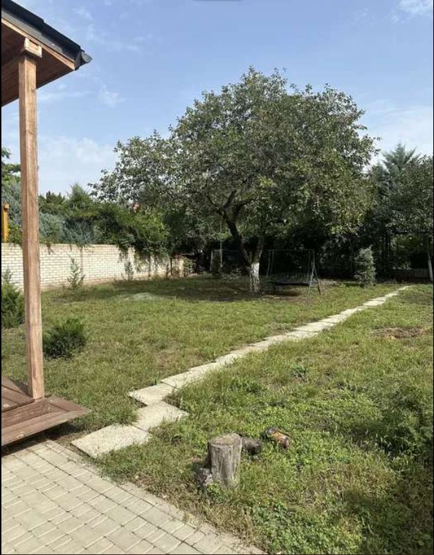 Будинок у смт Таїрова