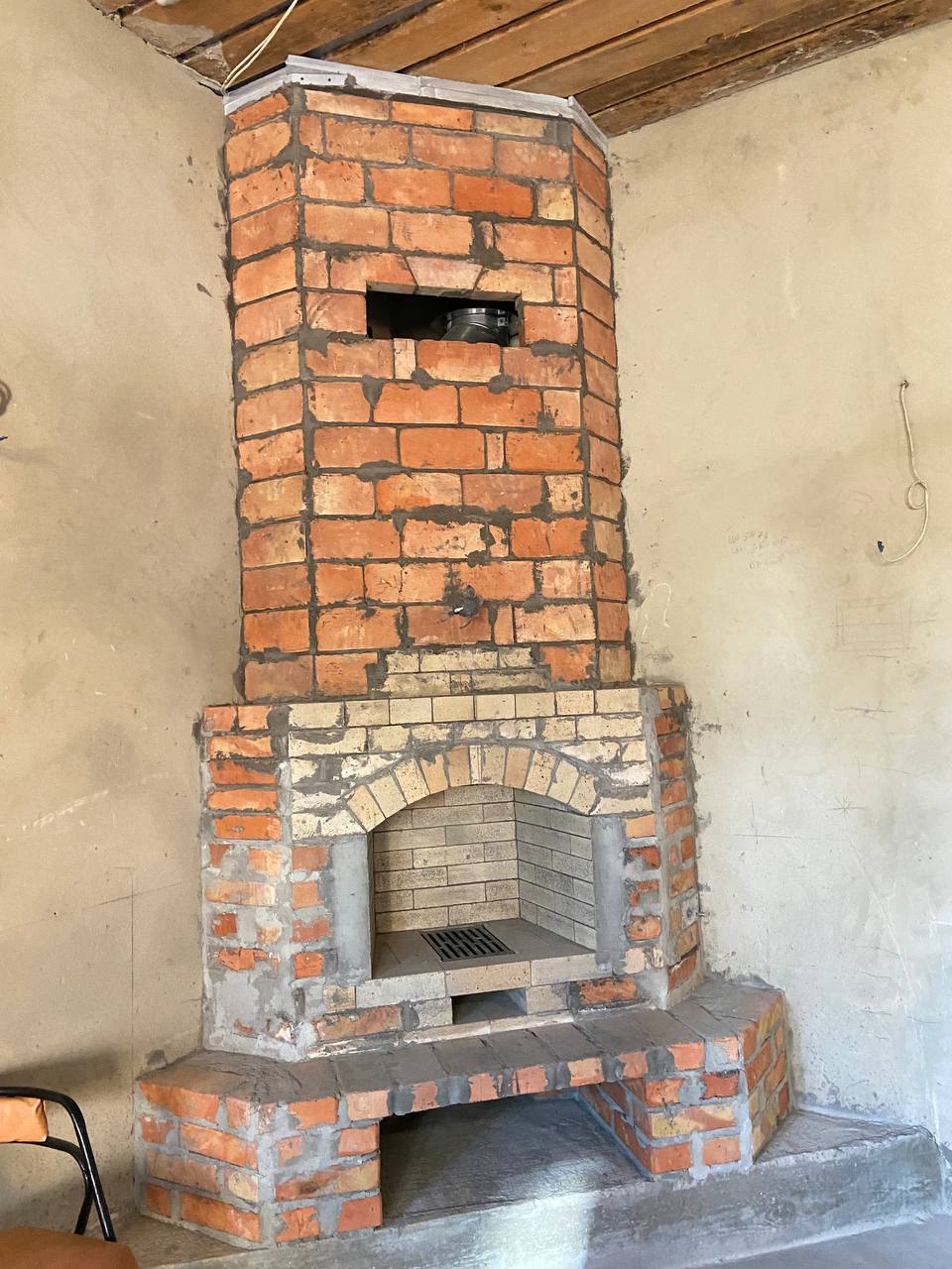 Дом на Костанди ул.