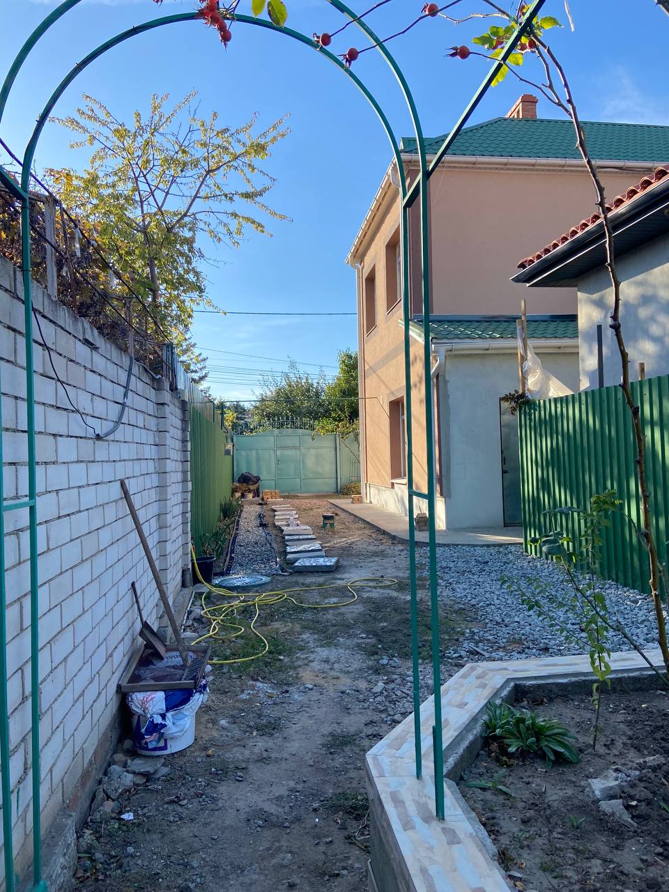 Дом на Костанди ул.