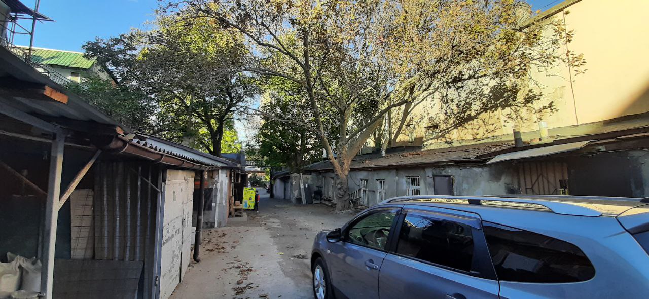 EX! For sale! Urgent! A plot of land on Malaya Arnautskaya!