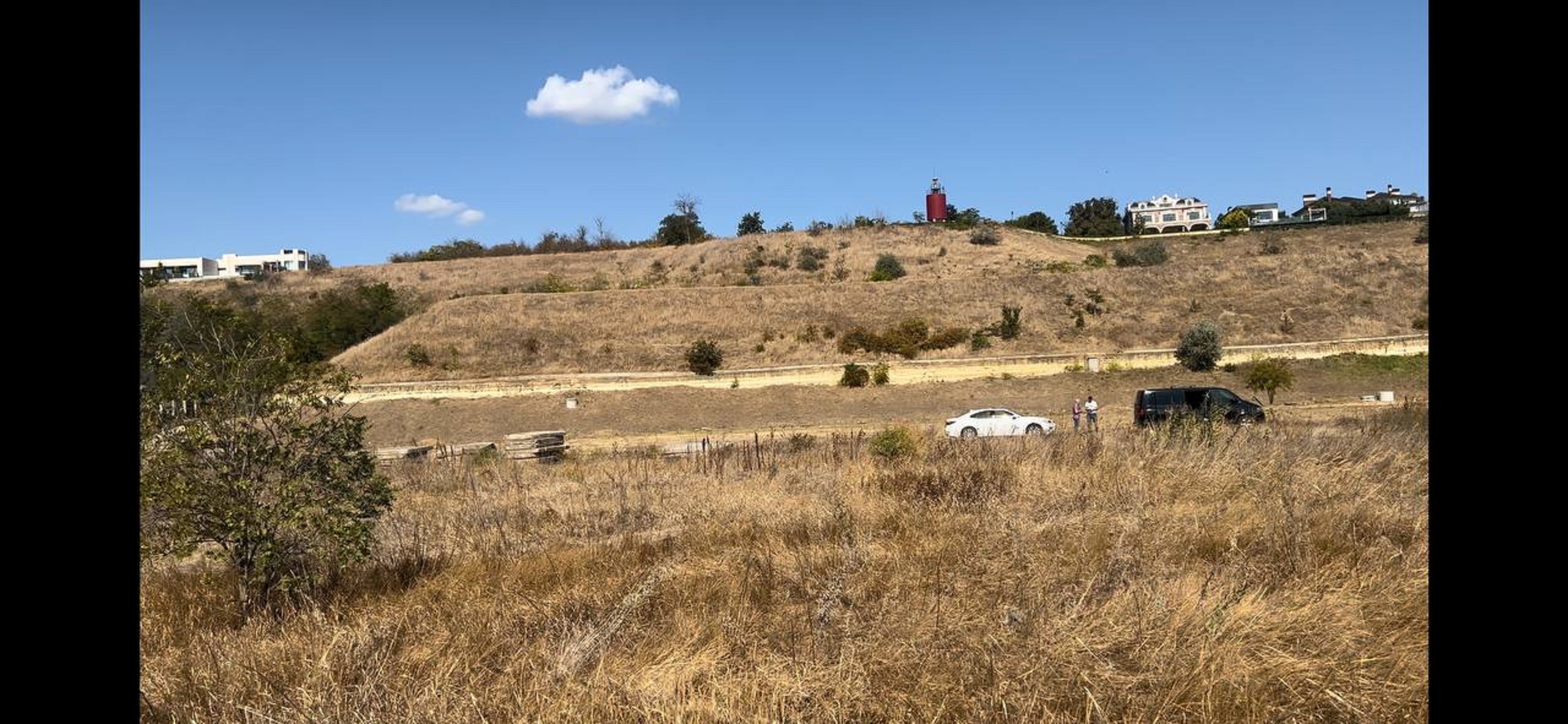 The plot on Naberezhna str.