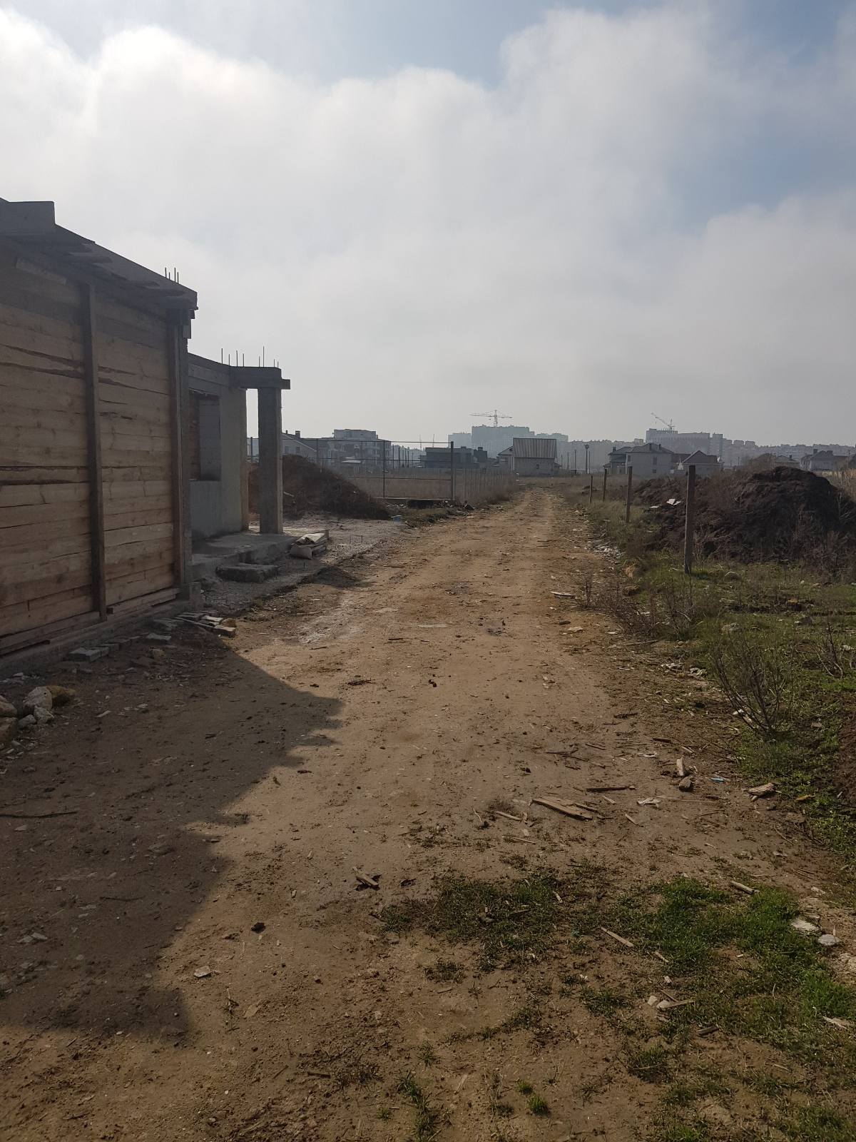 Plot on Vysotskogo avenue