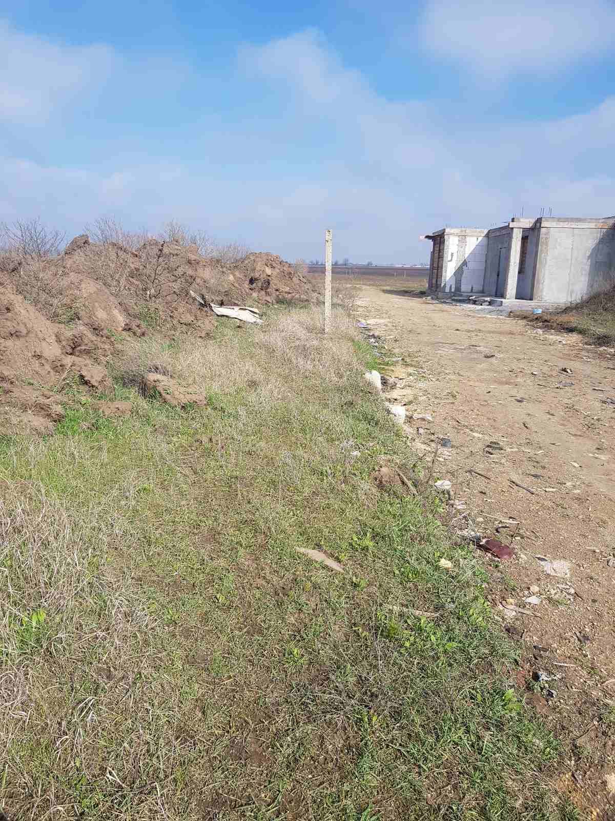 Plot on Vysotskogo avenue