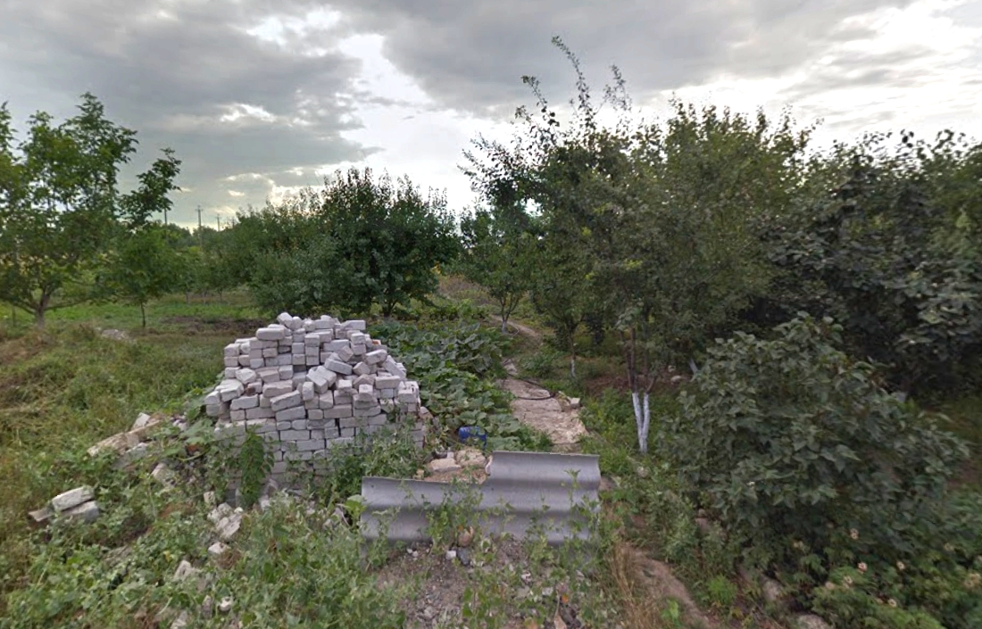 For sale, urgently! Land plot for public construction